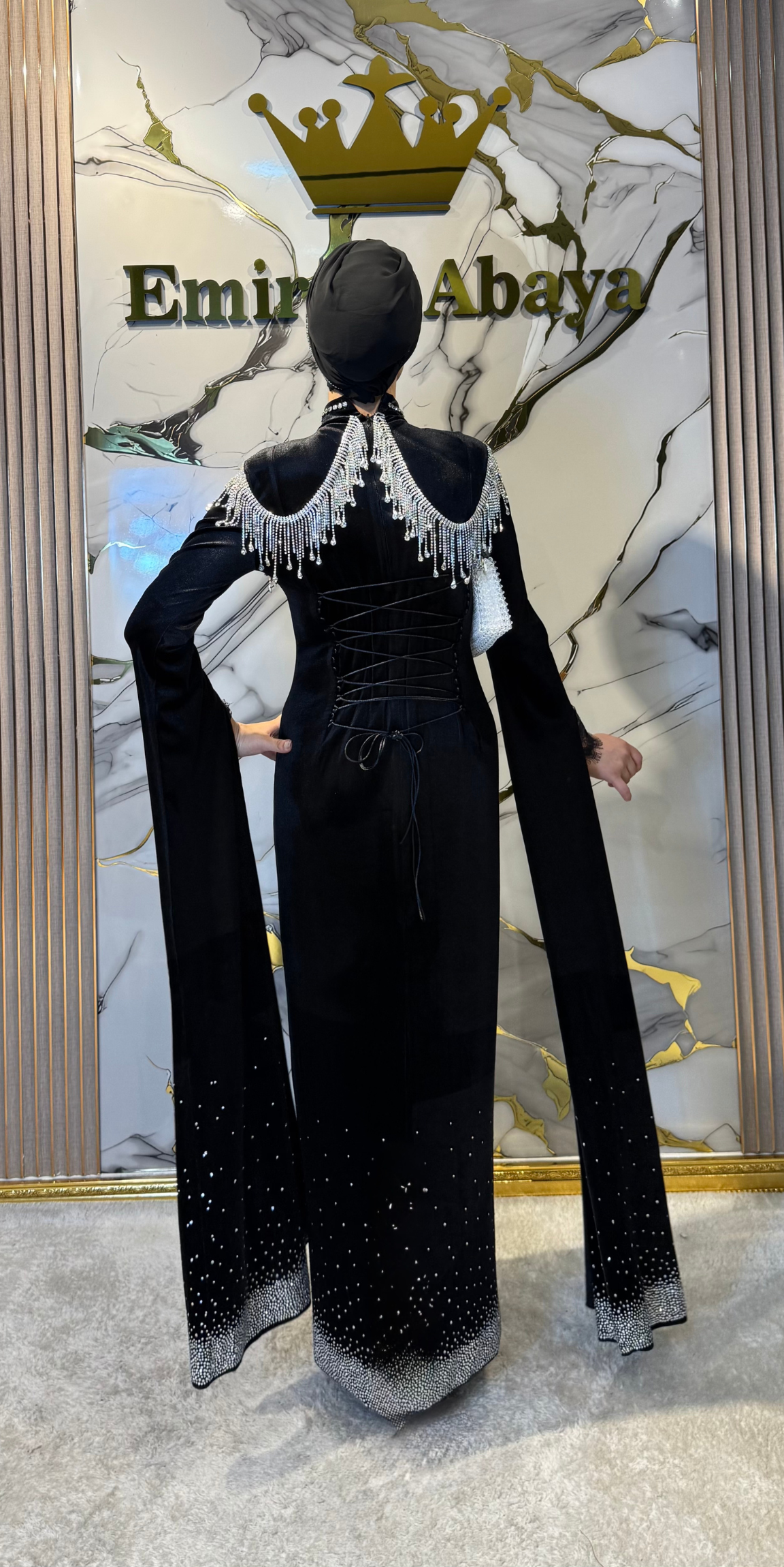 Kristal Taş İşlemeli Uzun Kollu Kadife Abiye