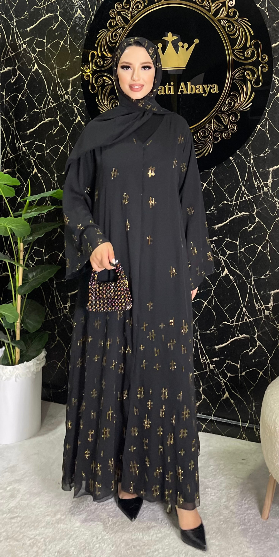 Gold Geometrik Taş Detaylı Siyah Abaya