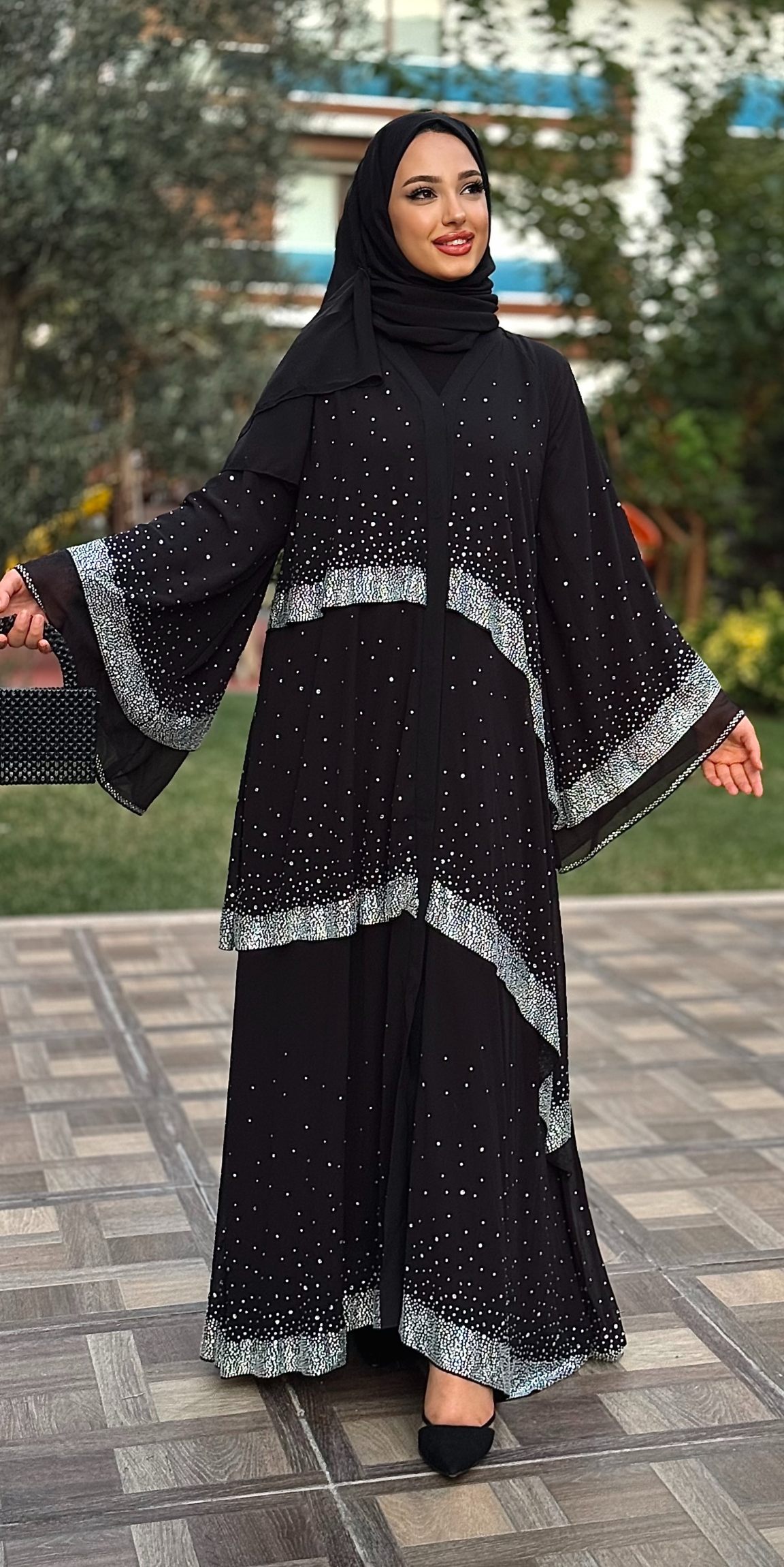 Swarovski Taşlı Katmanlı Siyah Şık Abaya