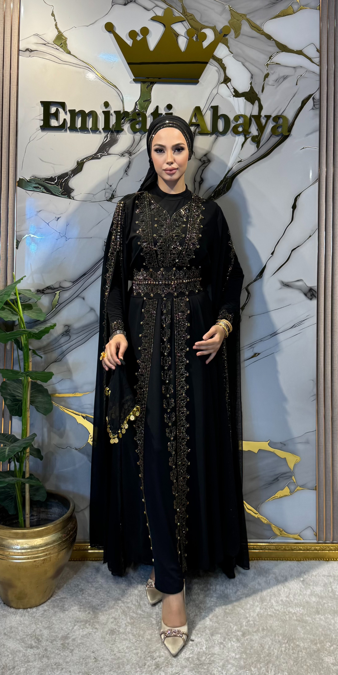 Gold Taş İşlemeli Şifon Kumaş Açık Kollu yöresel Abaya