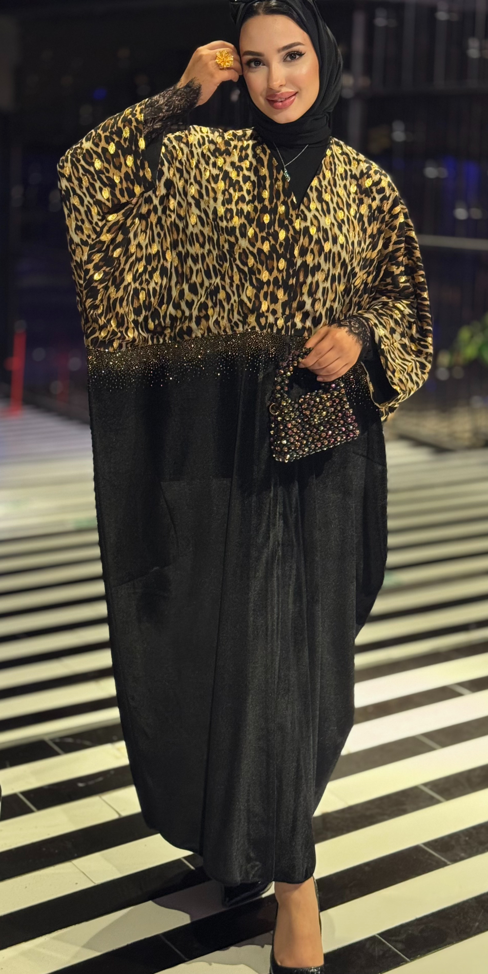Leopar Desenli Kadife Abaya - Cesur Sofistike Model WS03 VLC