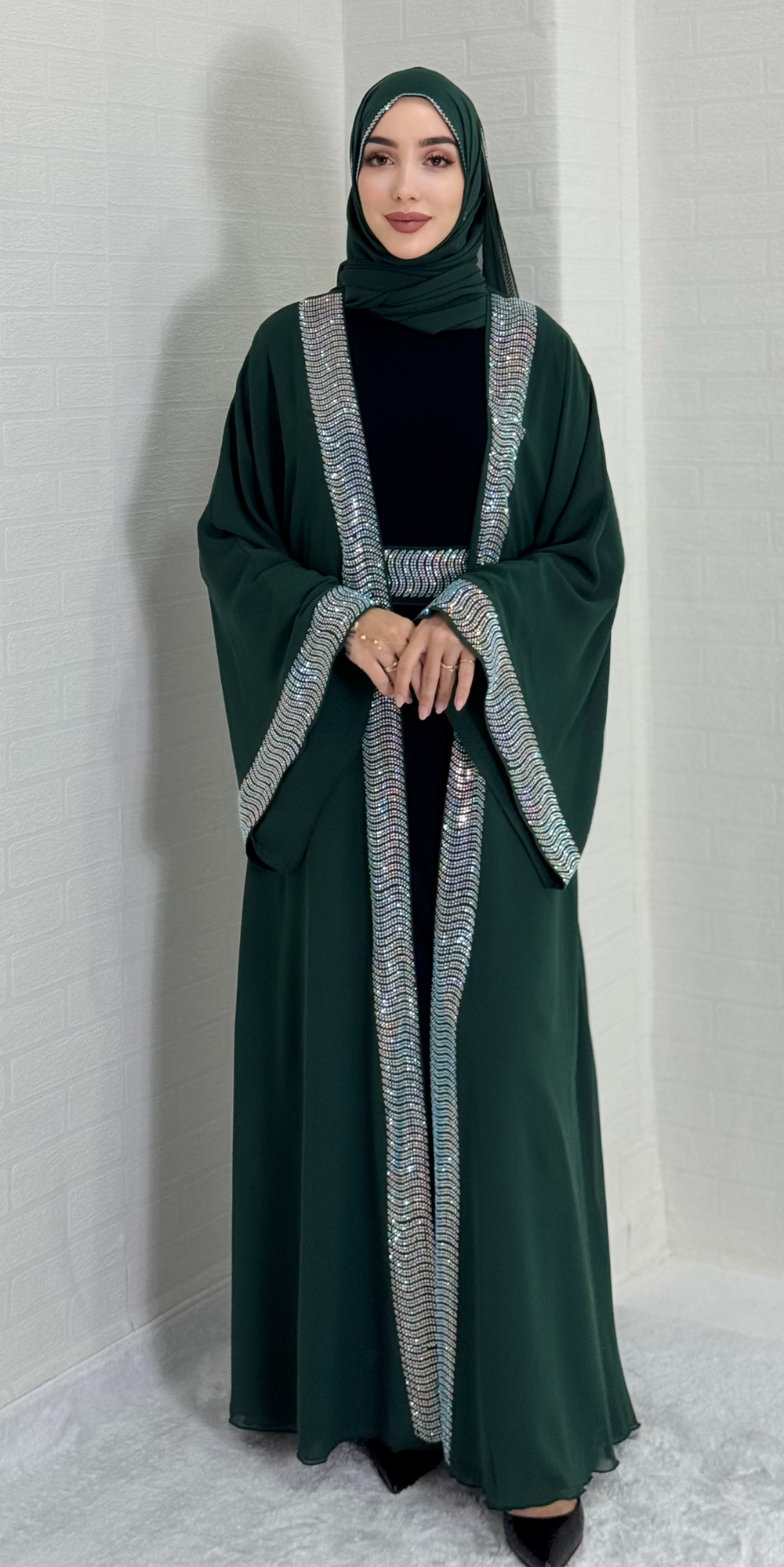 دبي الأسود د
