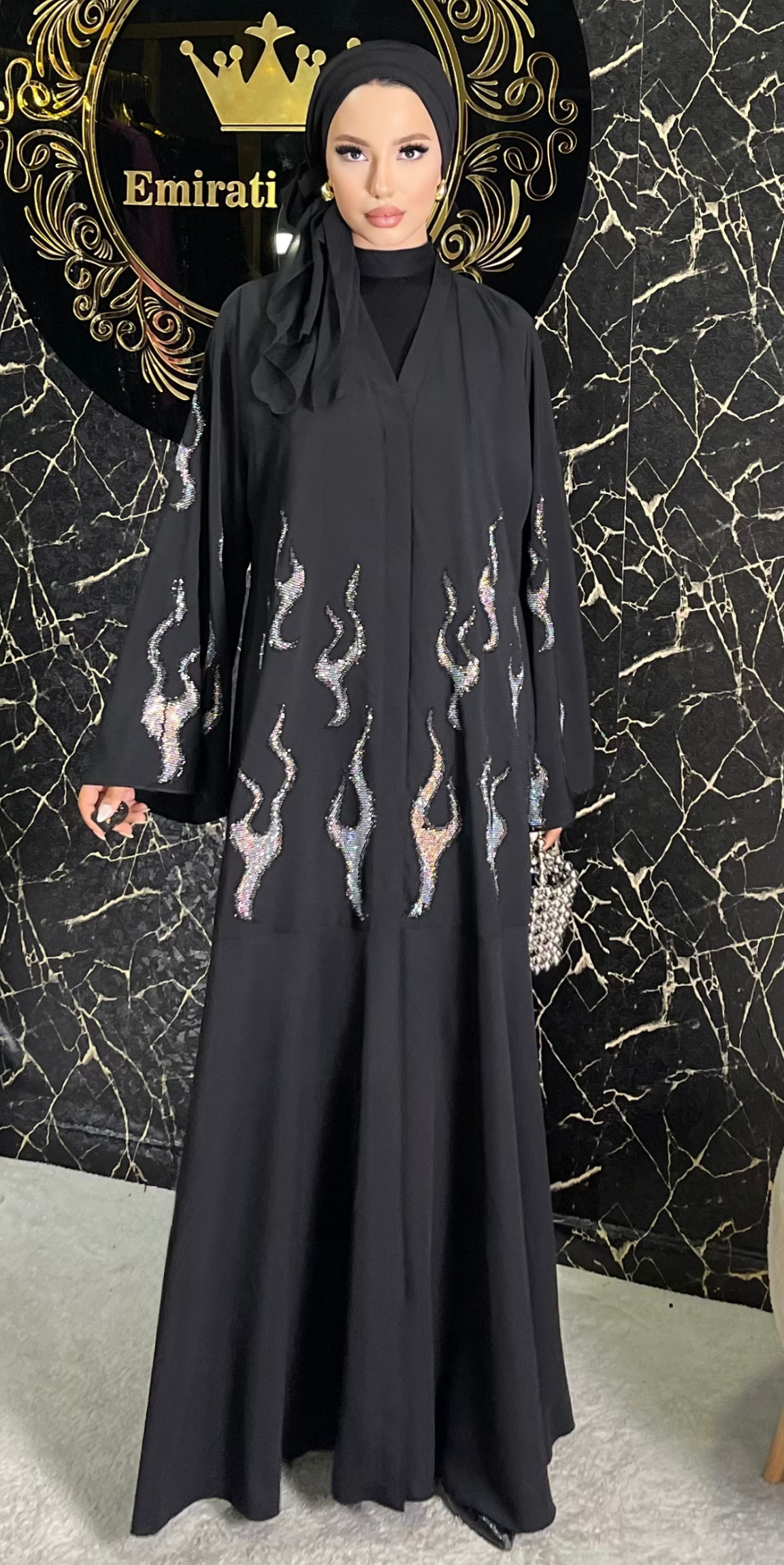Ateş Desenli Janjan Taşlı Siyah Dubai Kumaş Abaya