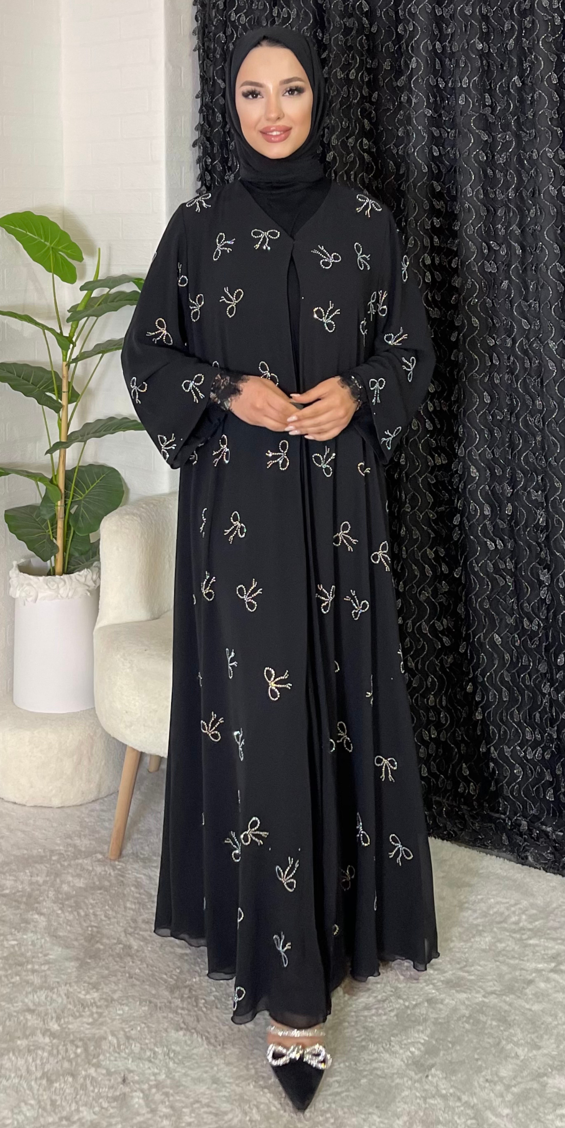 Kelebek JanJan Taşlı Siyah Şifon Abaya