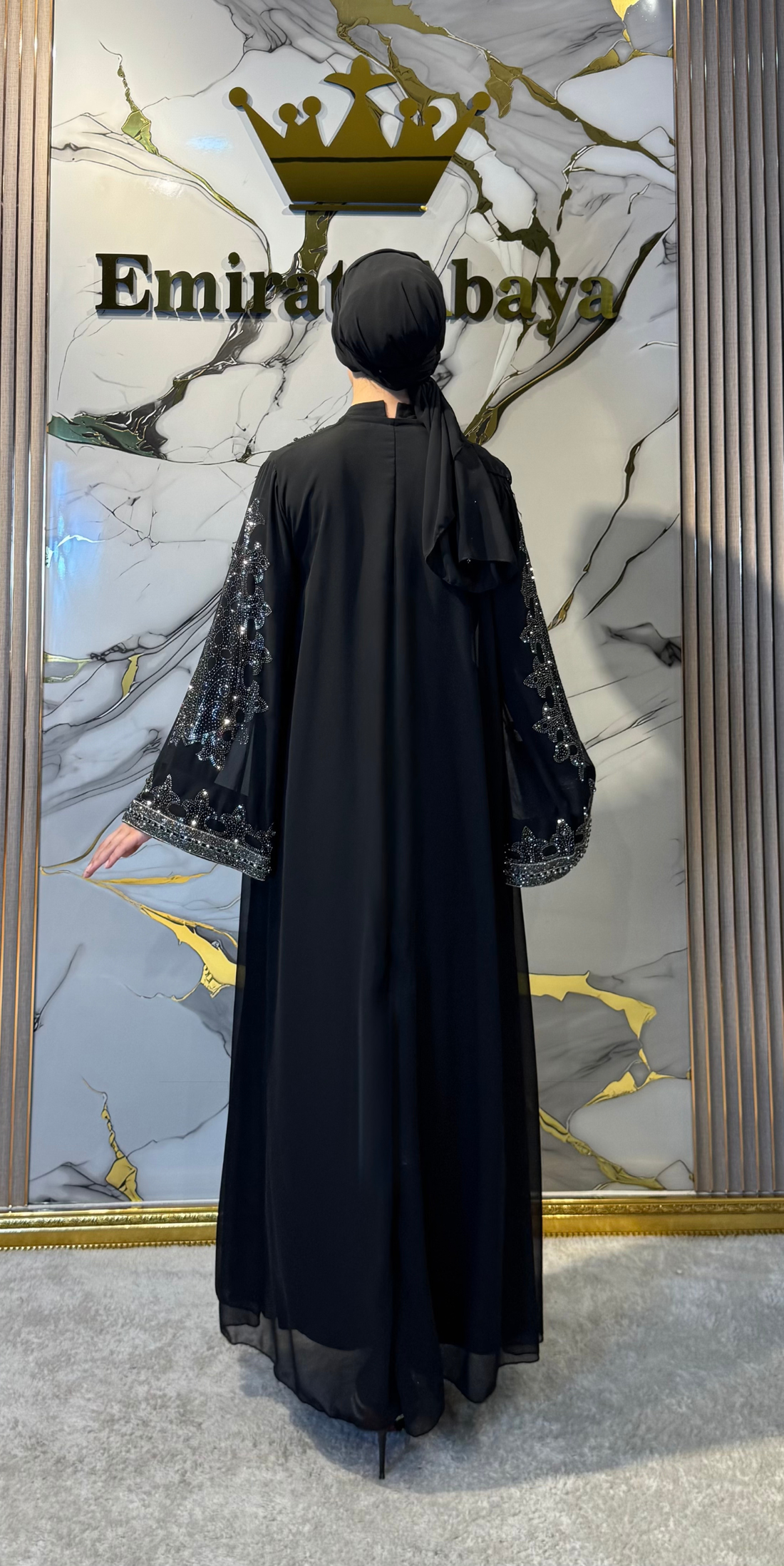 Hematit Taş İşlemeli Kuyruklu Yöresel Abaya