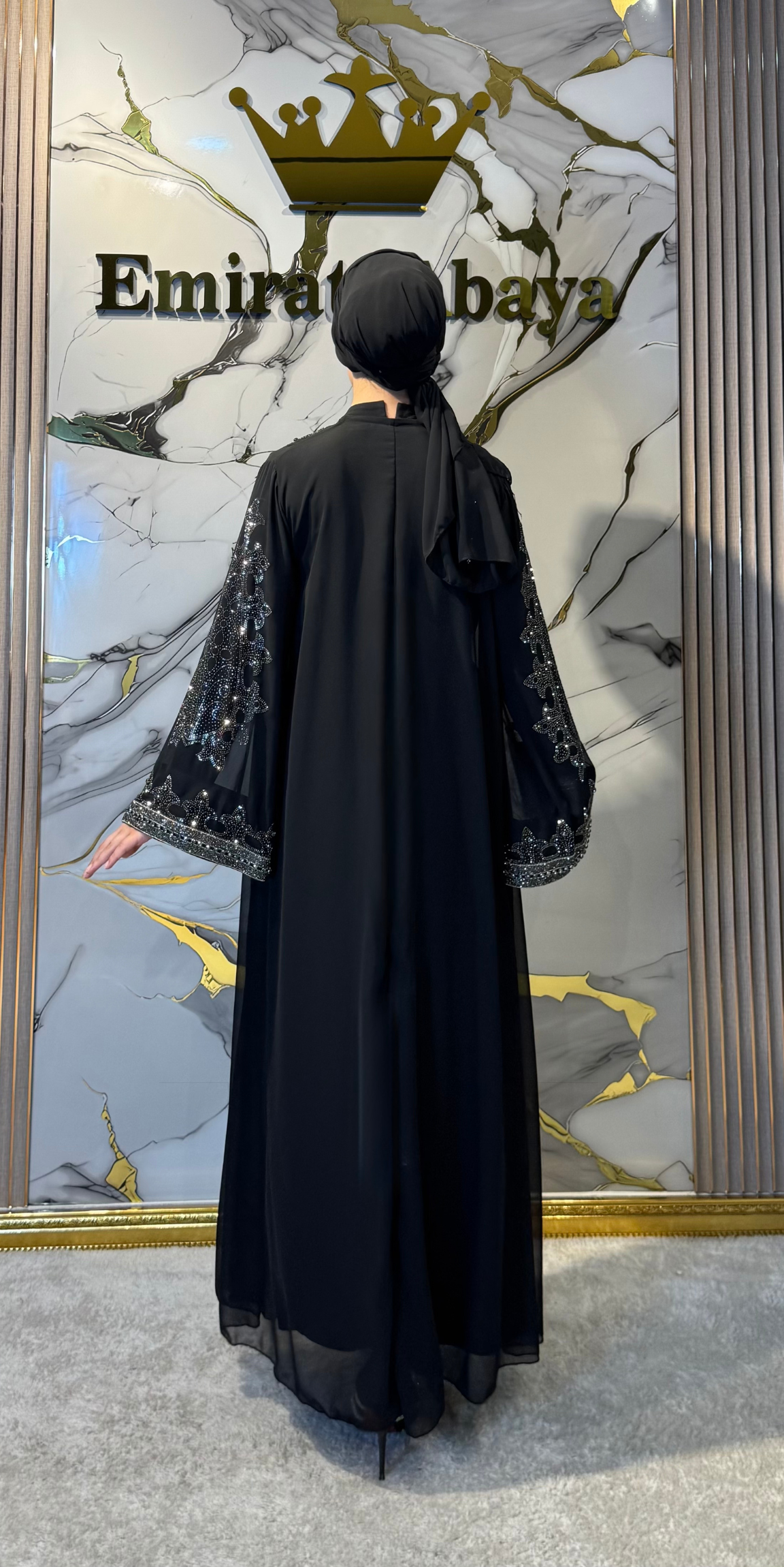 Hematit Taş İşlemeli Kuyruklu Yöresel Abaya