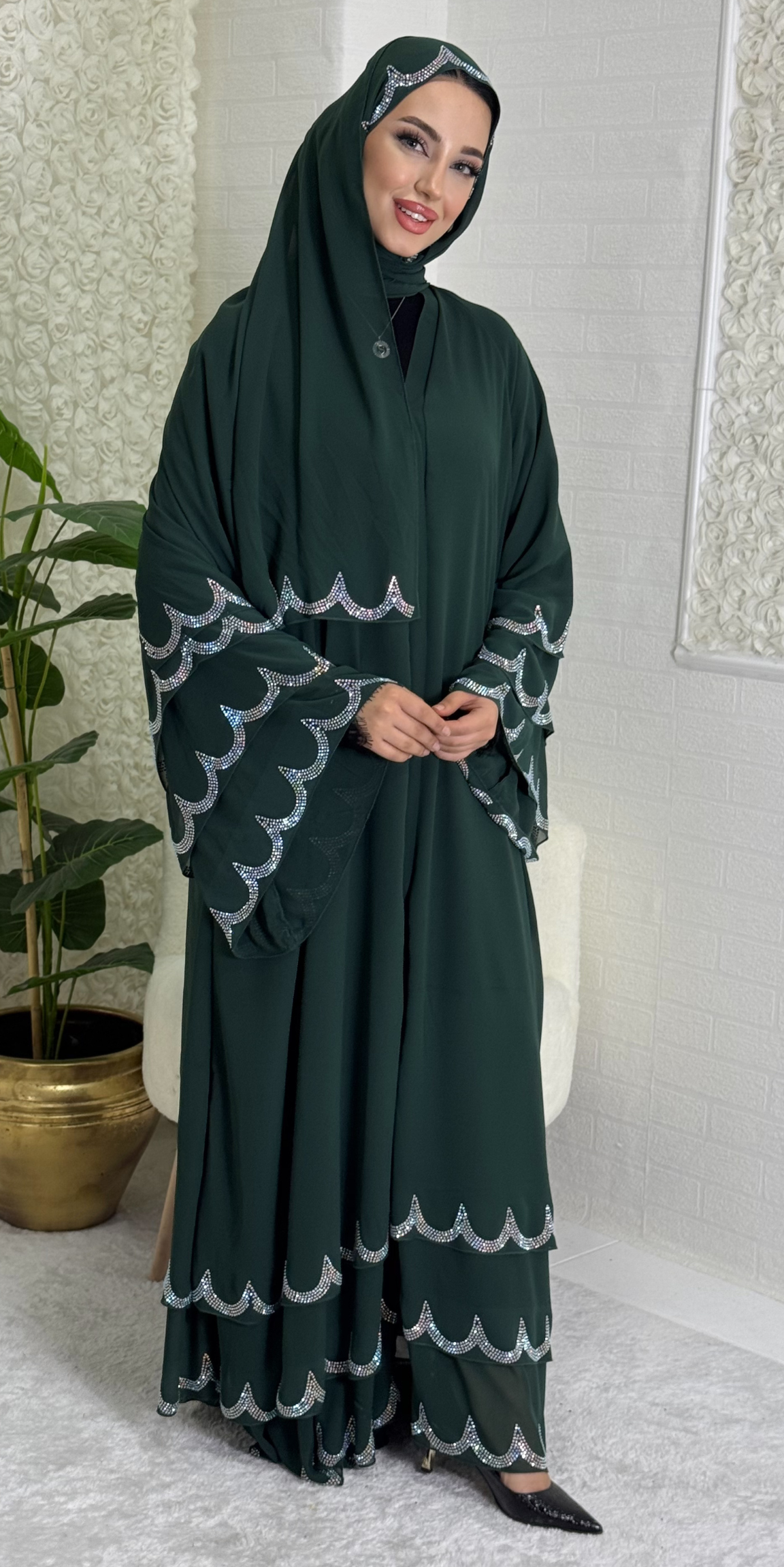 Etek Uçları Swarovski Taşlı Yeşil Abaya