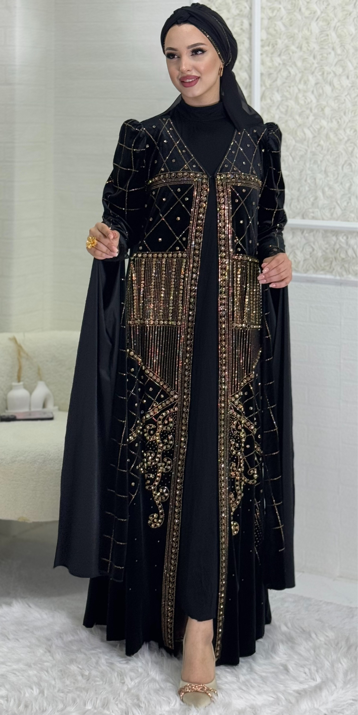 Gold Taş Desenli Şık Abaya