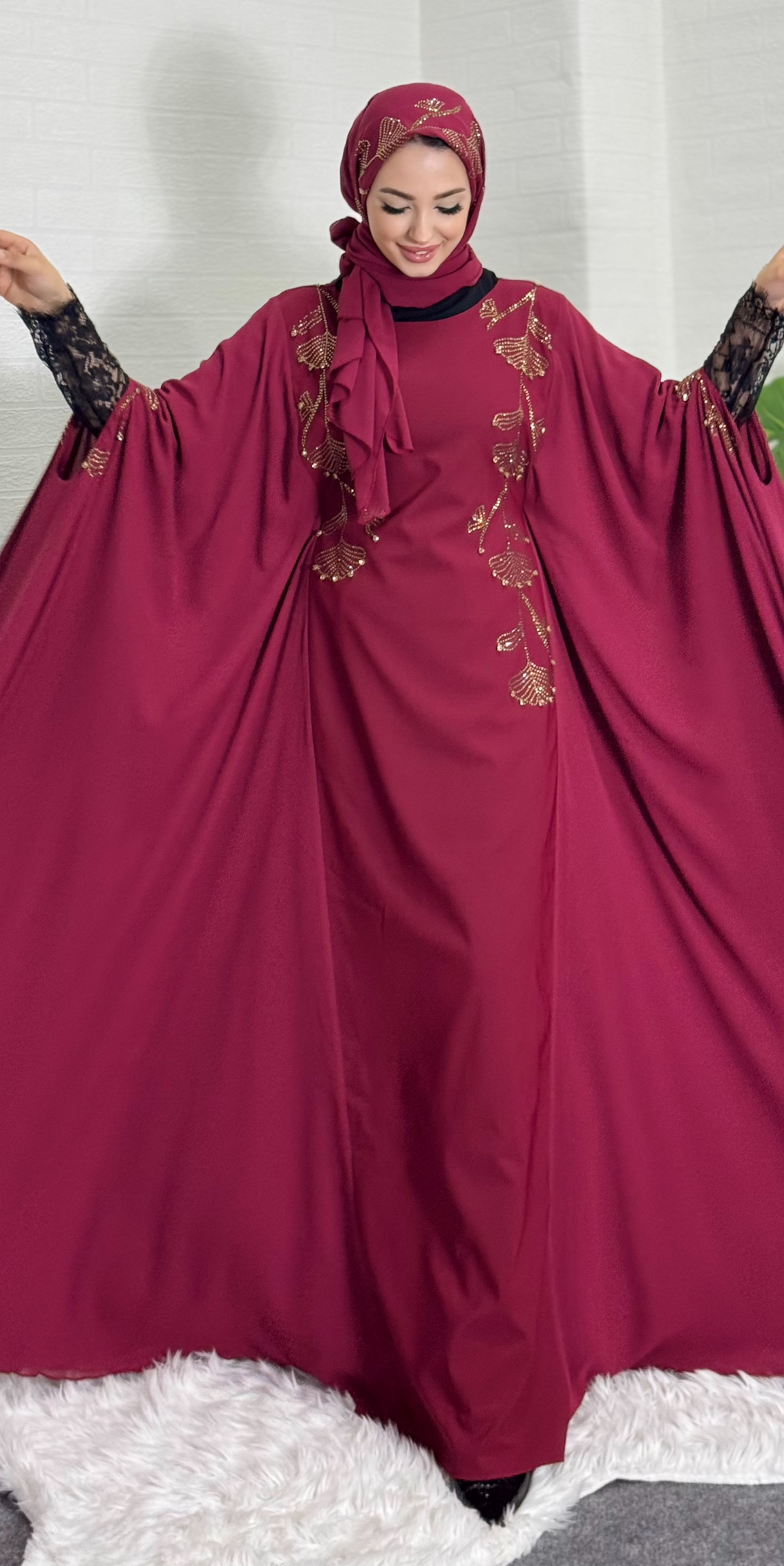 Taşlı Çiçek Desenli Bordo Kaftan