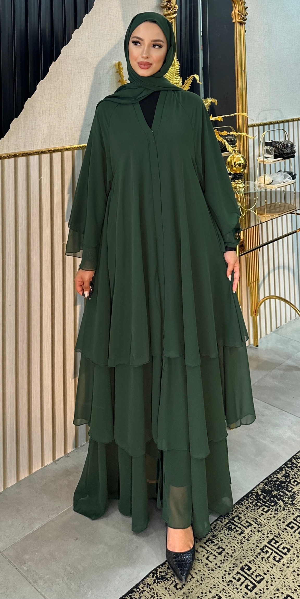 Üç Katlı Yeşil Abaya