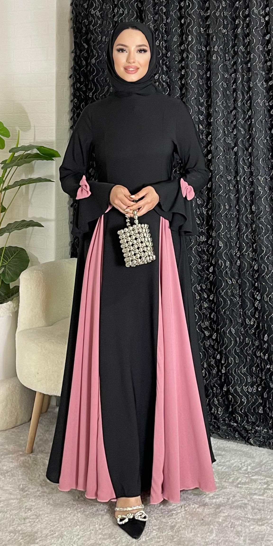Siyah Pembe Prenses Abaya Çiçek ve Taşli