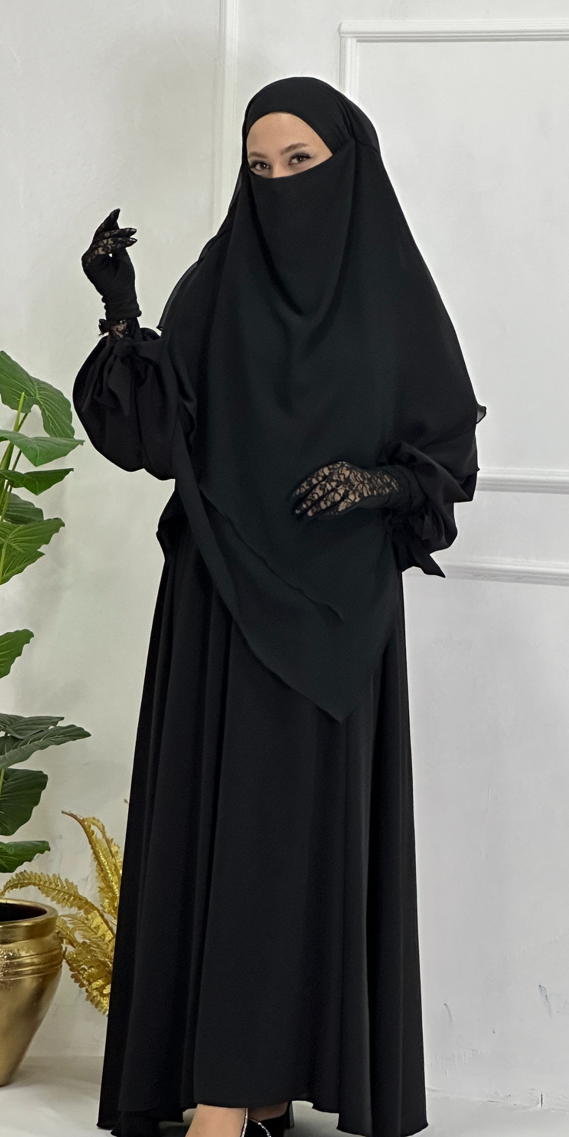 دبي الأسود د