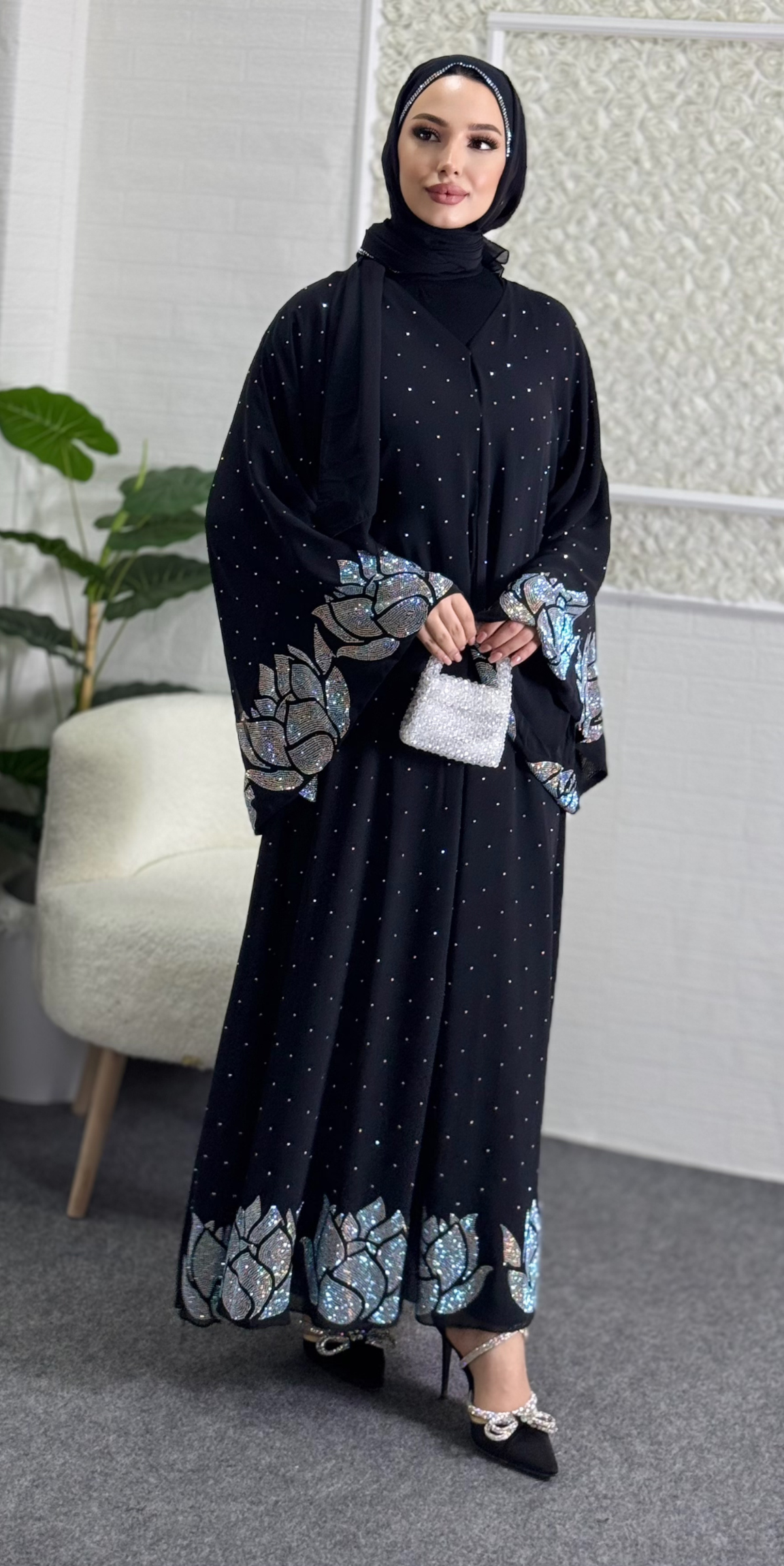 JanJan Stone Detailed Black Stylish Abaya