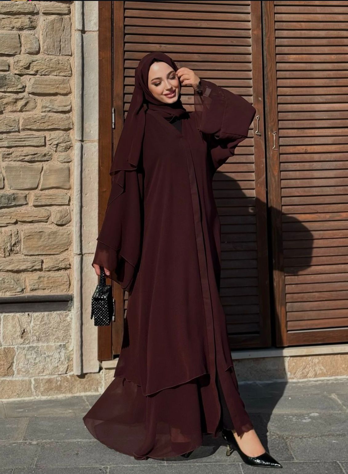 İki Katlı Kahverengi Abaya