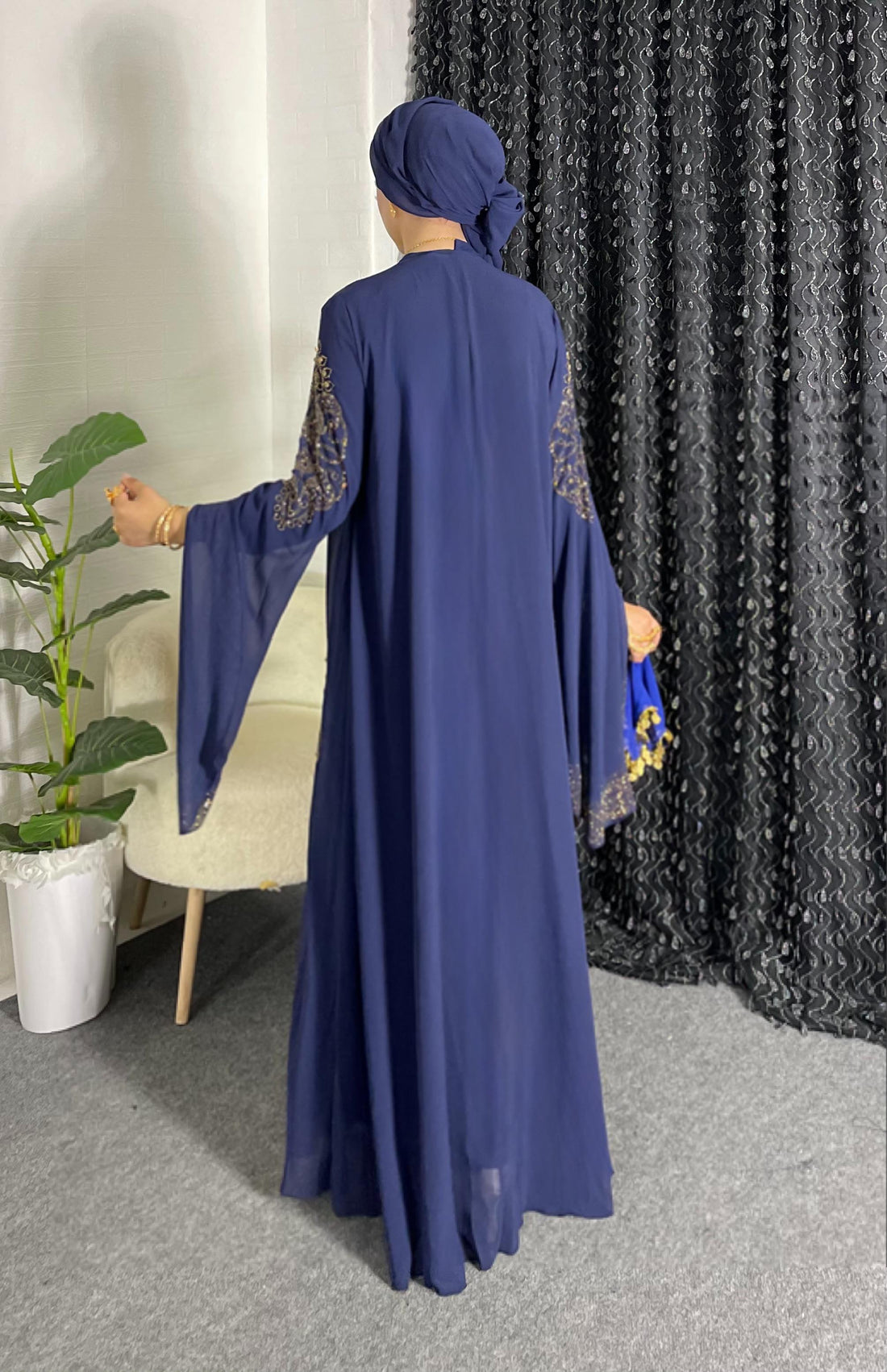 Gold Taş İşlemeli Lacivert Yöresel Abaya