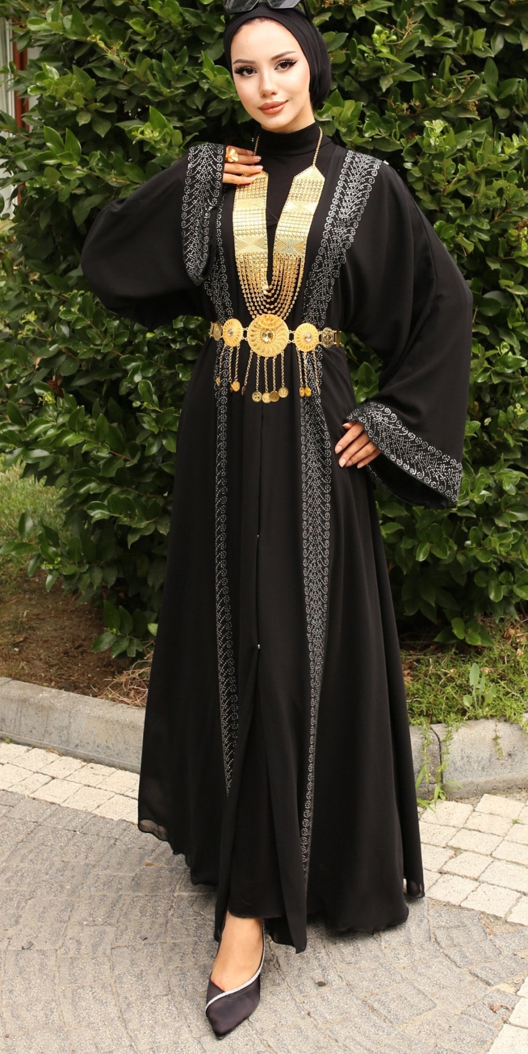 Black Gorse Hematite Abaya - Emirati Abaya TRBlack Gorse Hematite Abaya