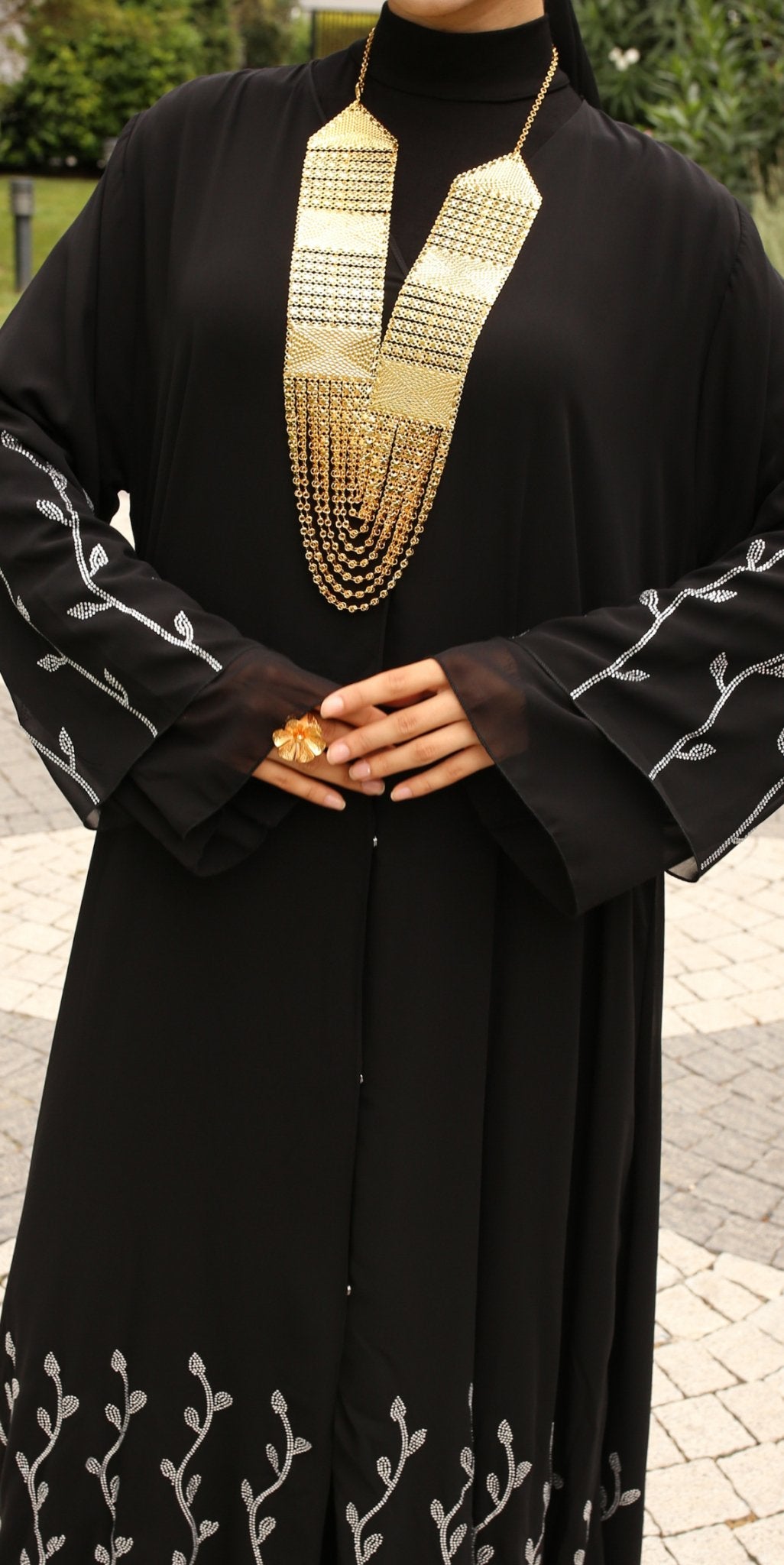 Crystal Tail Elegance Abaya - Emirati Abaya TRCrystal Tail Elegance Abaya