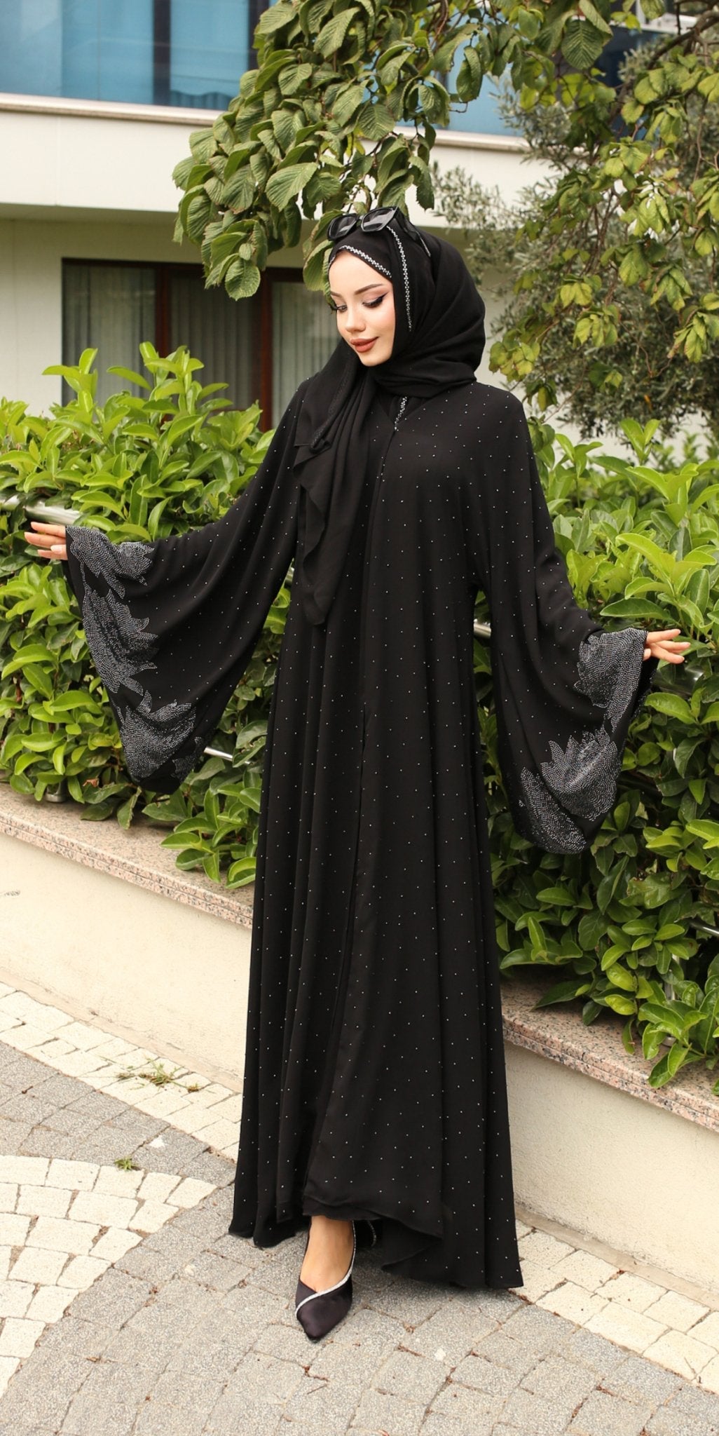 Dotted Elegance Hematite Abaya - Emirati Abaya TRDotted Elegance Hematite Abaya