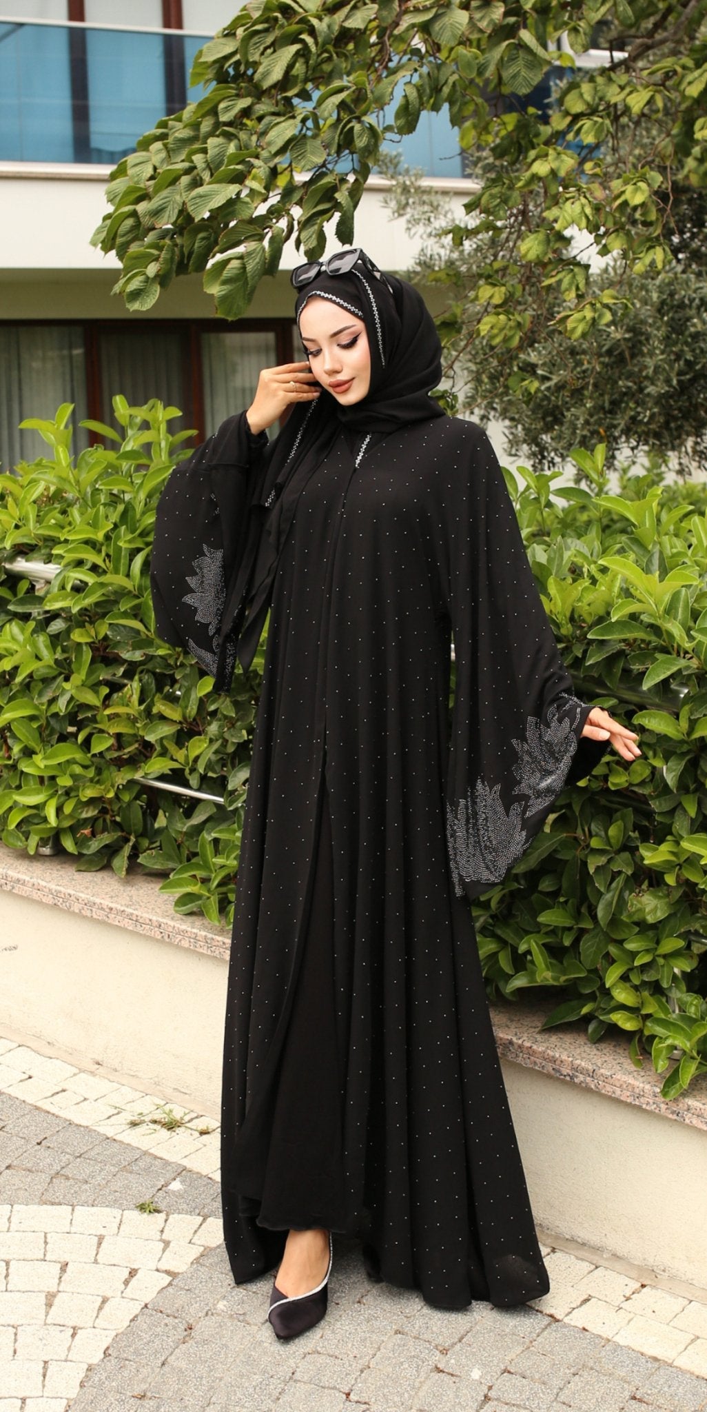 Dotted Elegance Hematite Abaya - Emirati Abaya TRDotted Elegance Hematite Abaya