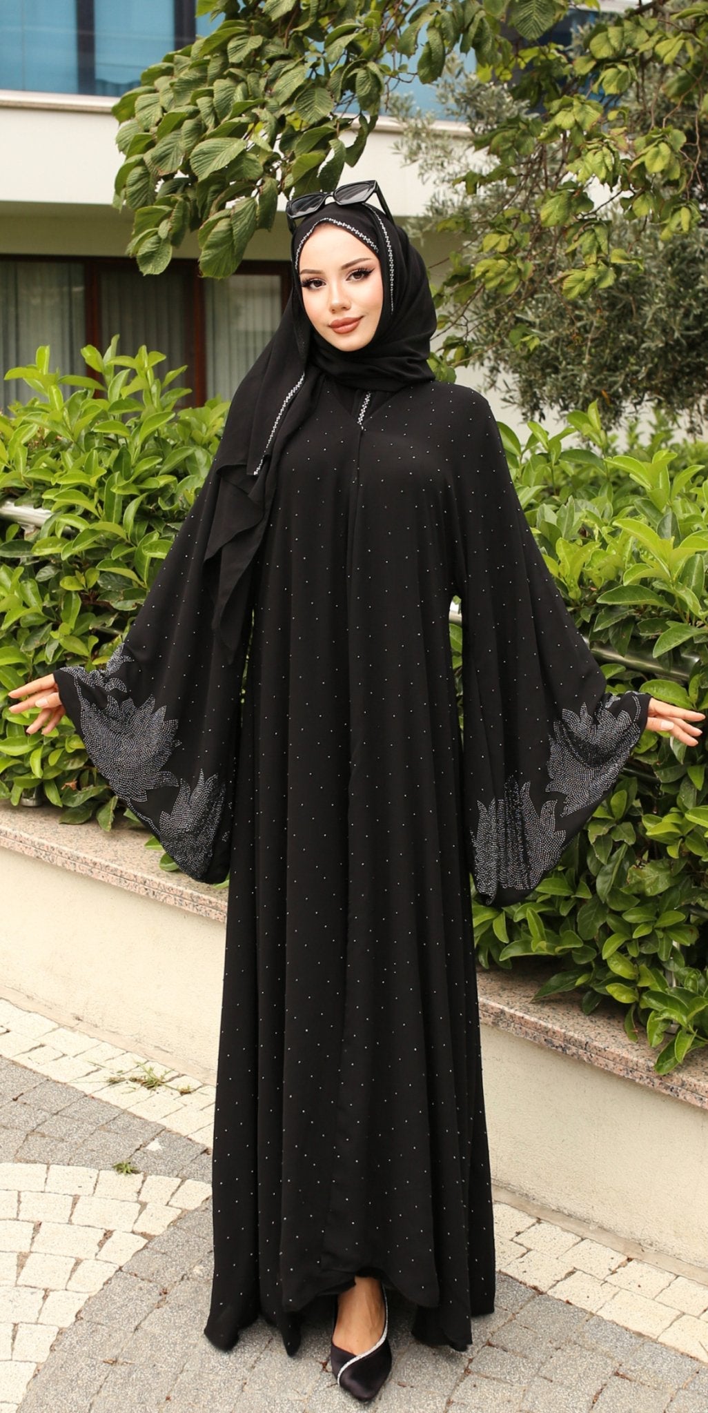 Dotted Elegance Hematite Abaya - Emirati Abaya TRDotted Elegance Hematite Abaya