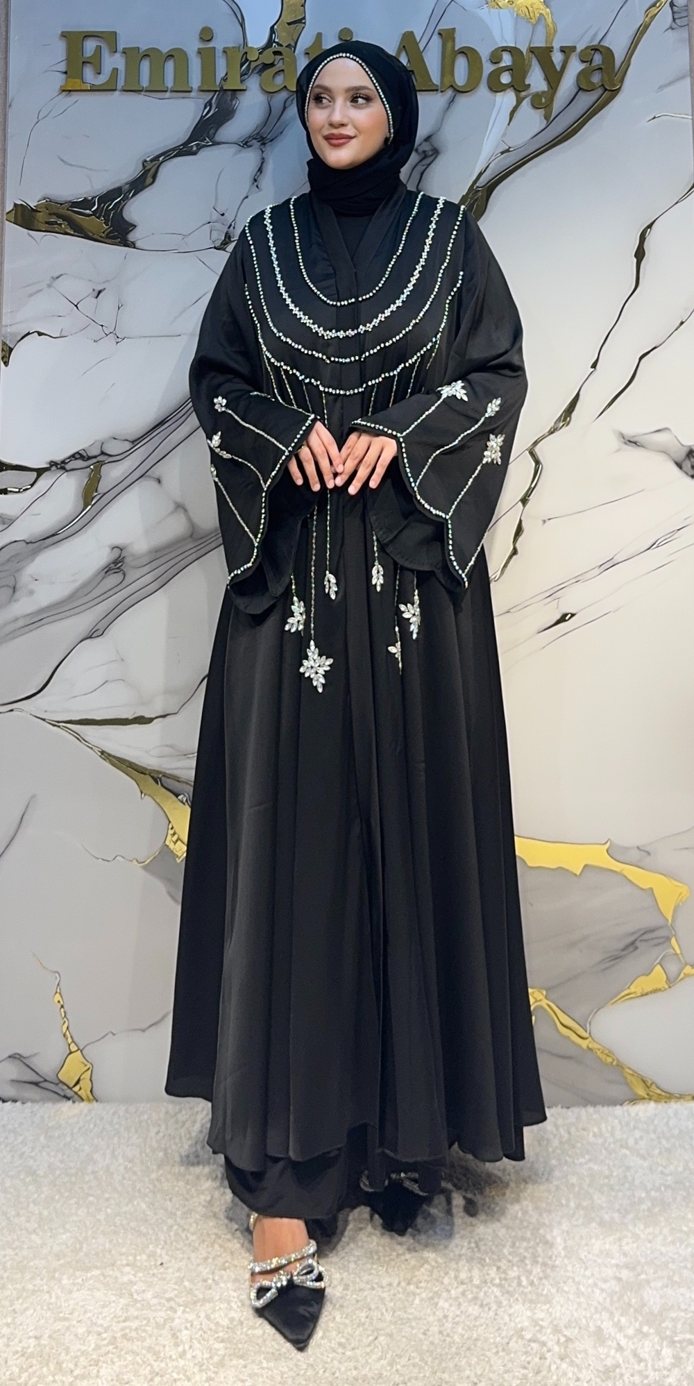 El İşlemeli Zincir Desenli Siyah Dubai Abaya EF0060 WSB önden