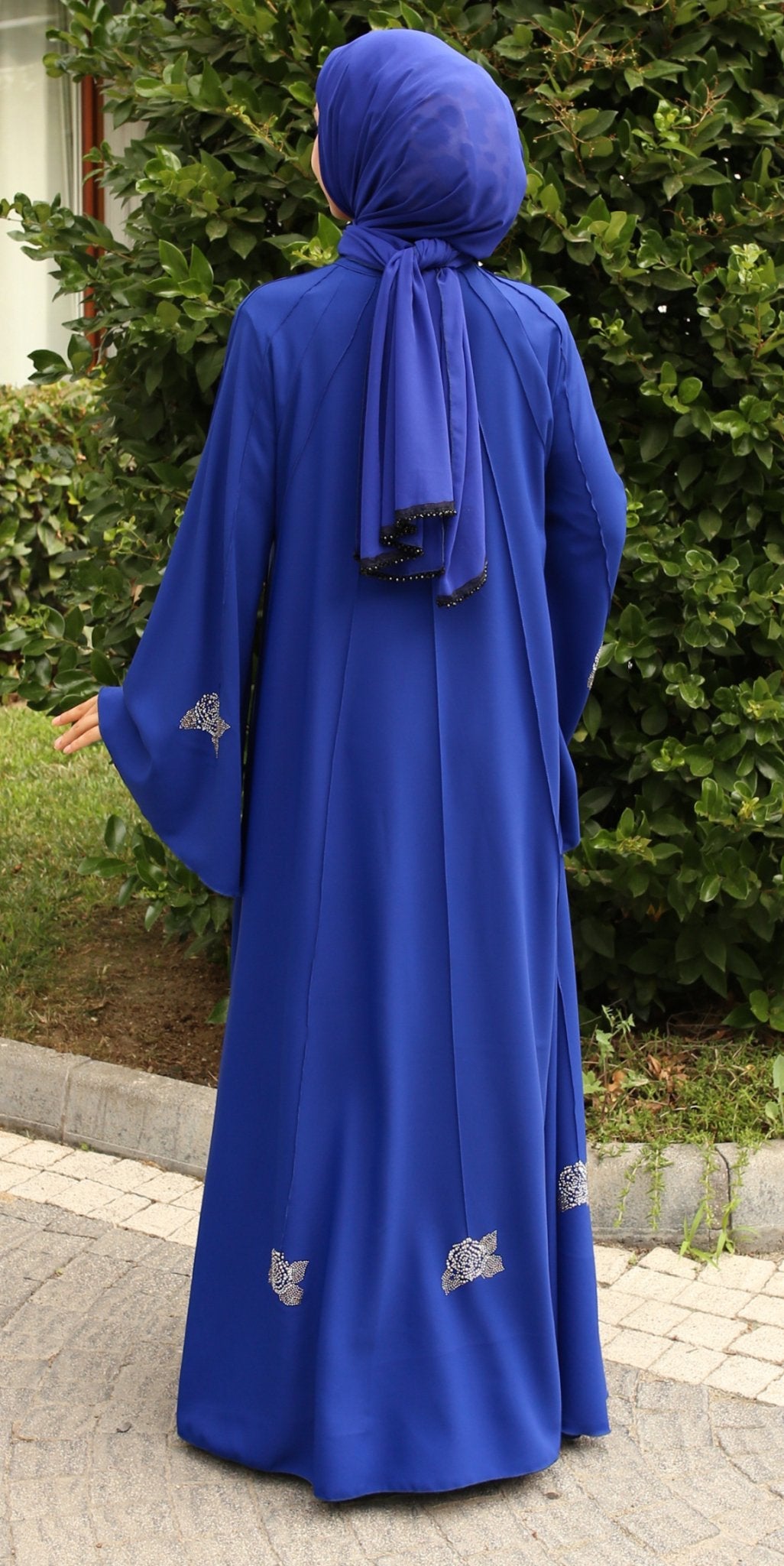 Elegant Rosette Skirt Dress - Emirati Abaya TRElegant Rosette Skirt Dress