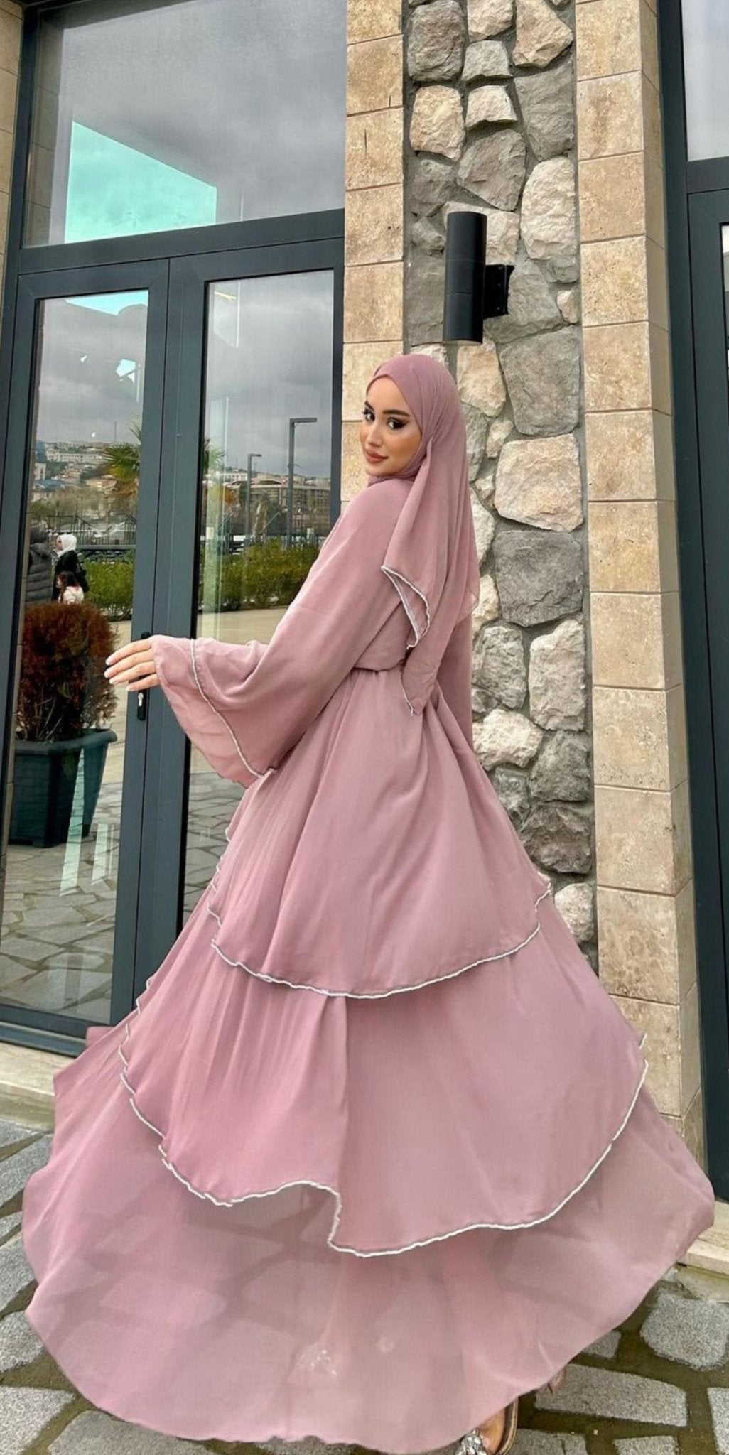 Pink Triple Layer Kori Chiffon Dubai Abaya - Emirati Abaya TRPink Triple Layer Kori Chiffon Dubai Abaya