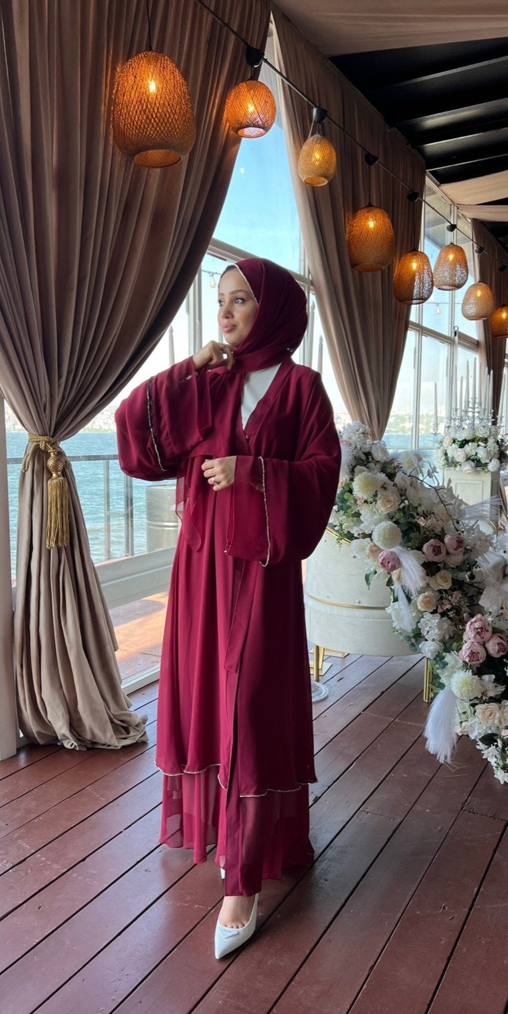 İki Katlı Swarovski Taşlı Bordo Abaya