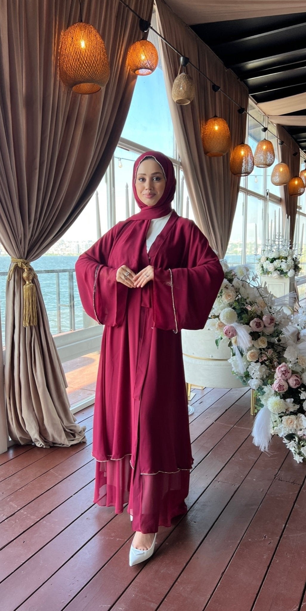 İki Katlı Swarovski Taşlı Bordo Abaya