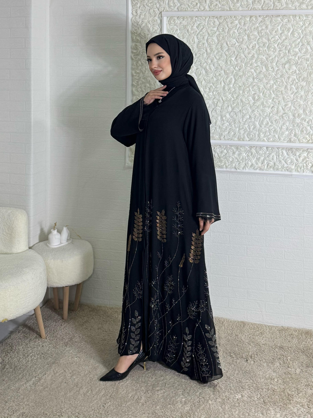 ETEKLERİ ÇİÇEKLİ TAŞLI Şifon ABAYA