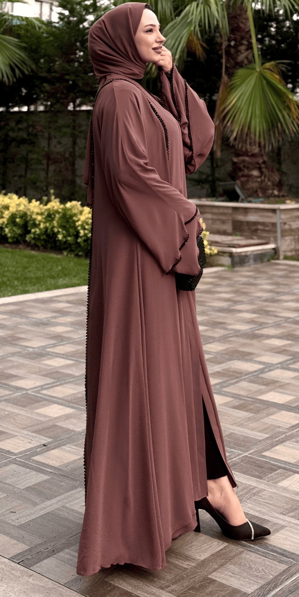 Vizon Luxe Side Open Abaya with Black Stones Hand Made - Emirati Abaya TRVizon Luxe Side Open Abaya with Black Stones Hand Made